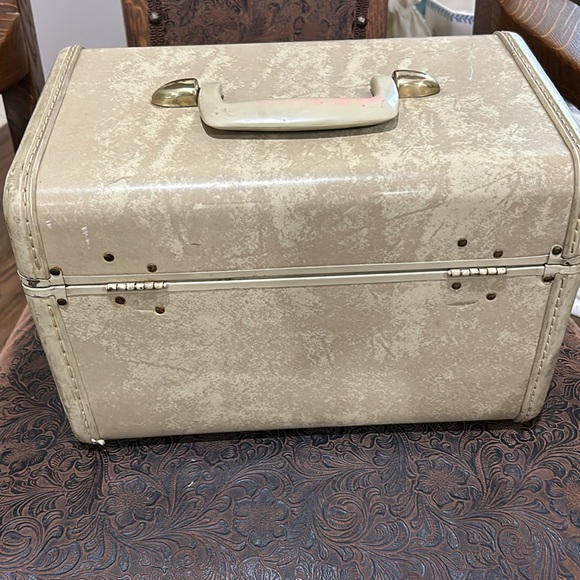 Vintage Samsonite train case carry-on cosmetics case. - Picture 6 of 15